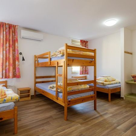 Yapka Rooms 托尔明 外观 照片
