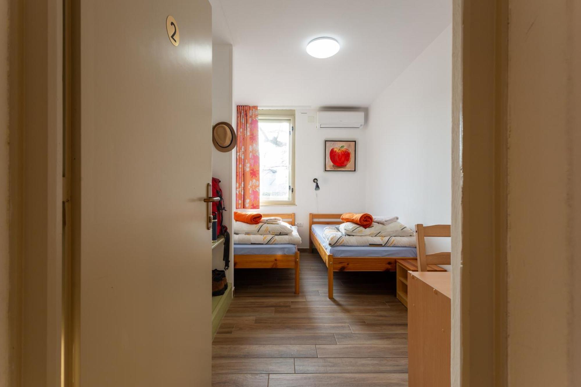 Yapka Rooms 托尔明 外观 照片